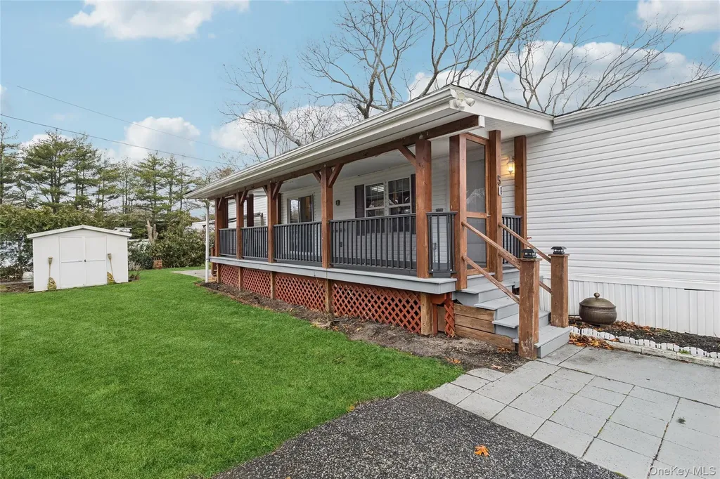 37 Hubbard Avenue #5 Riverhead NY 11901