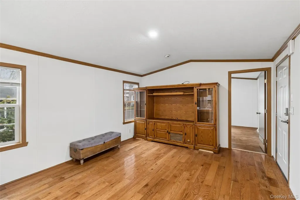 37 Hubbard Avenue #5 Riverhead NY 11901