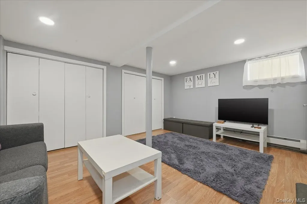 24 Catherine Avenue Franklin Square NY 11010