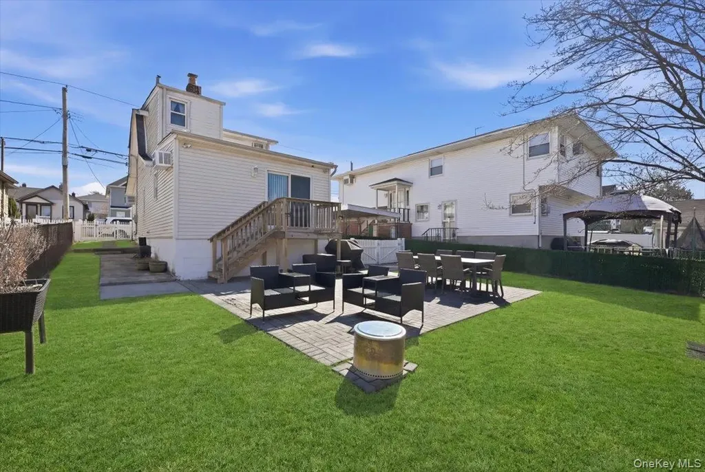 24 Catherine Avenue Franklin Square NY 11010