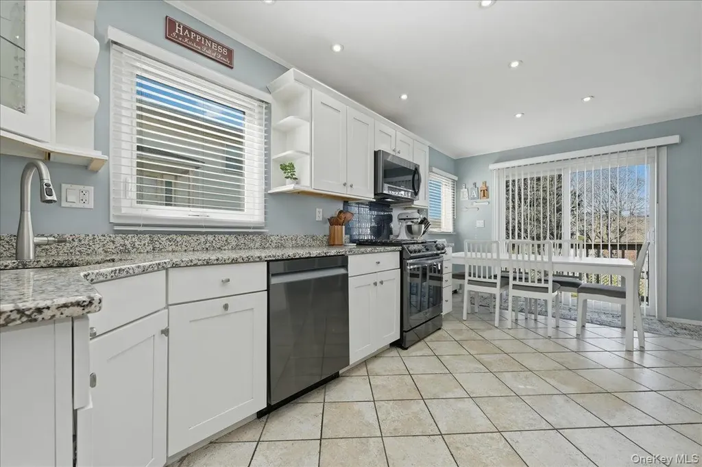 24 Catherine Avenue Franklin Square NY 11010