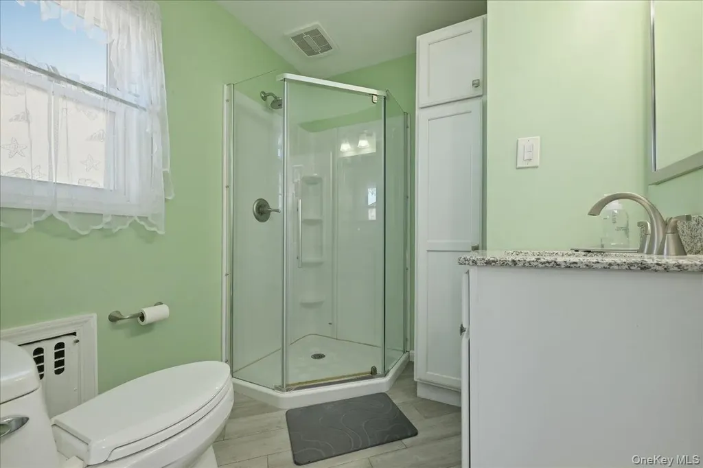 24 Catherine Avenue Franklin Square NY 11010