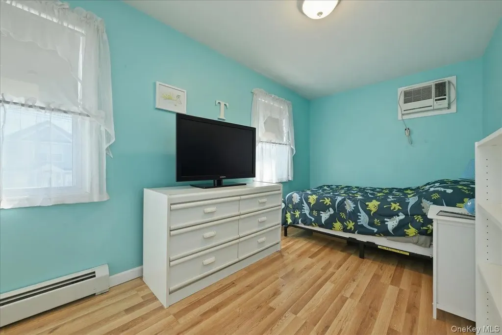 24 Catherine Avenue Franklin Square NY 11010