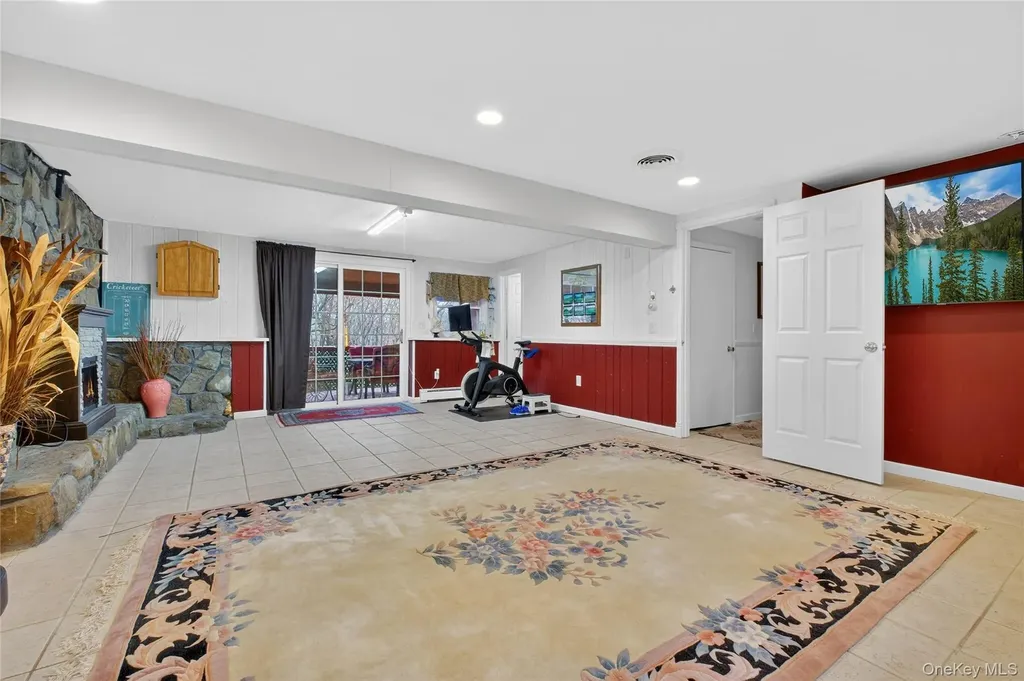 81 Brandy Lane Wappingers Falls NY 12590