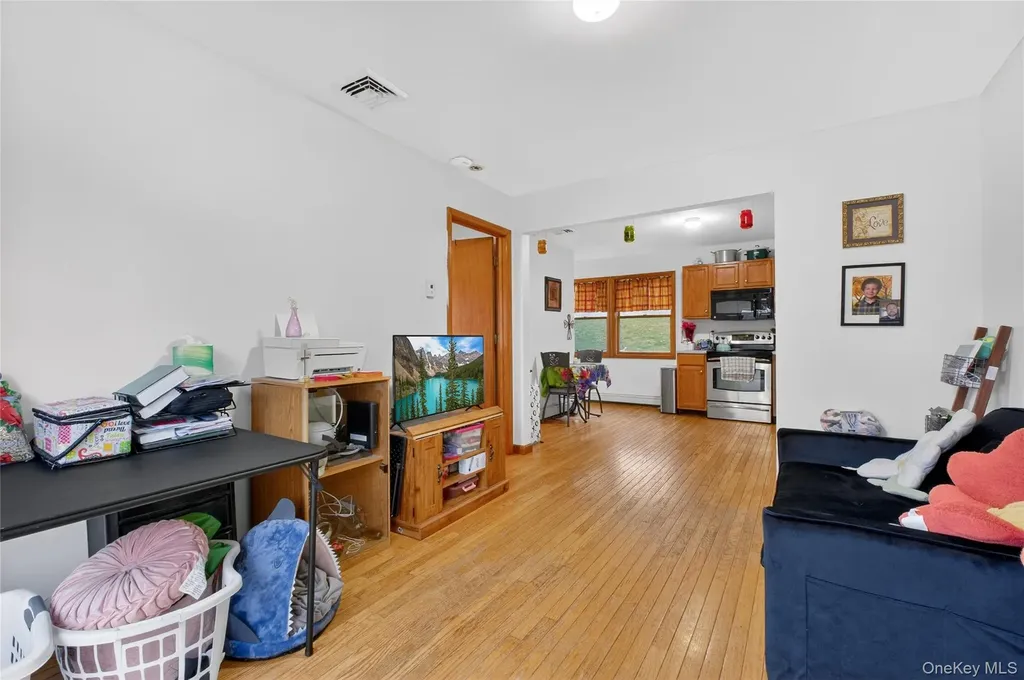 81 Brandy Lane Wappingers Falls NY 12590