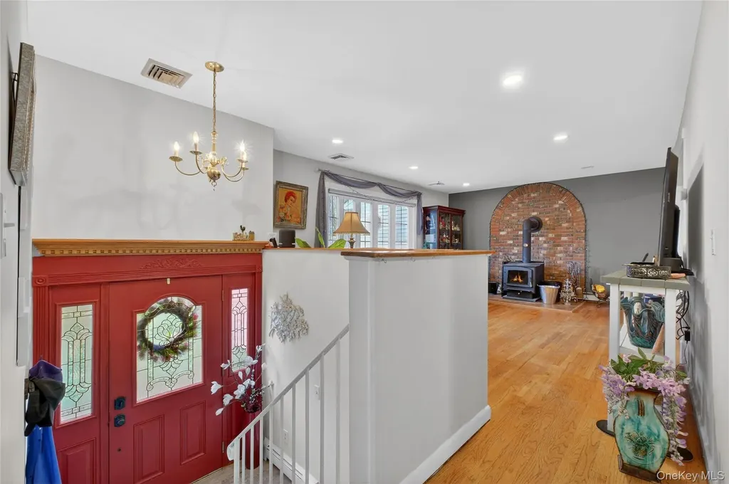 81 Brandy Lane Wappingers Falls NY 12590