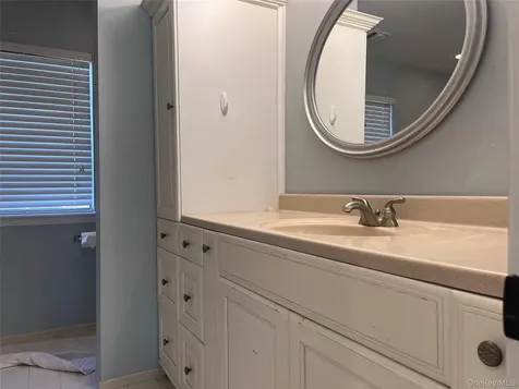 35 Vista Drive S Manorville NY 11949