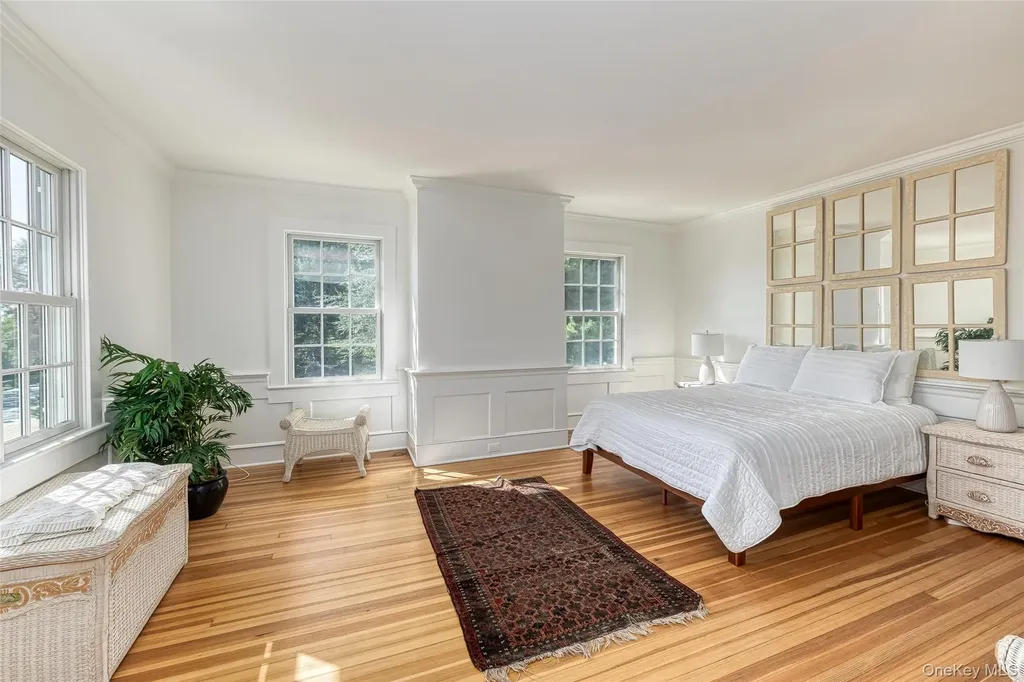 15 Lloyd Harbor Road Lloyd Harbor NY 11743