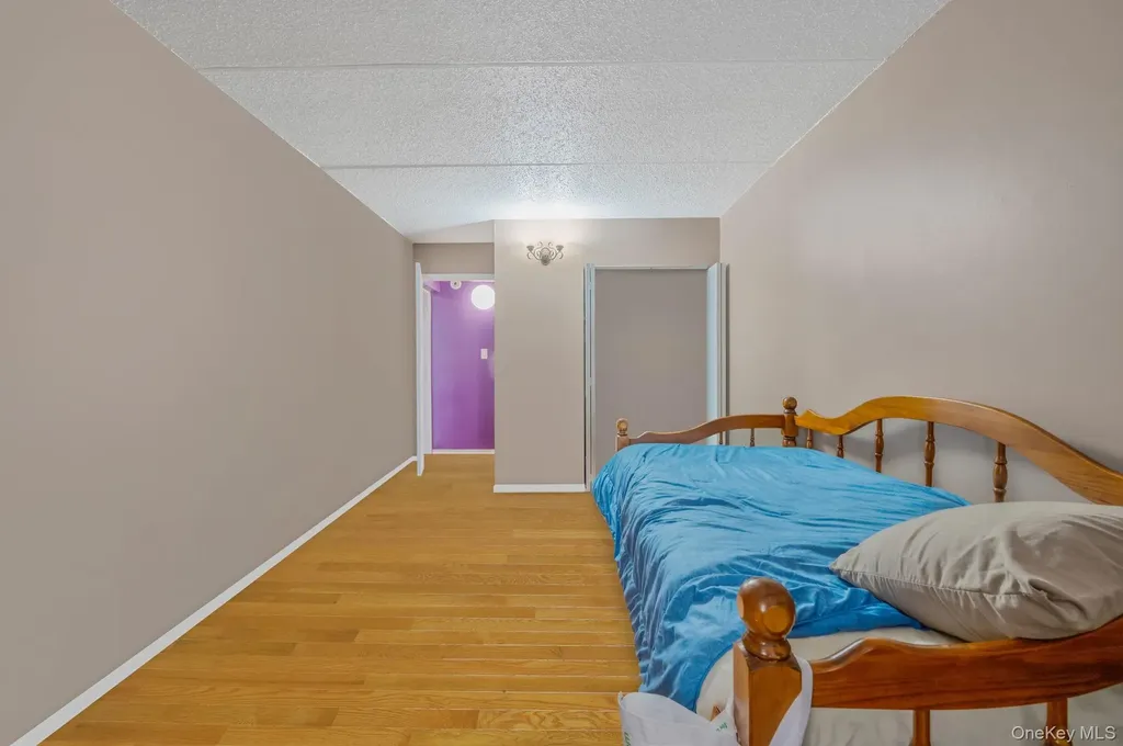 725 Miller Avenue Freeport NY 11520
