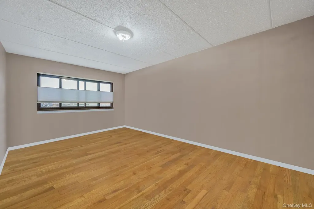 725 Miller Avenue Freeport NY 11520