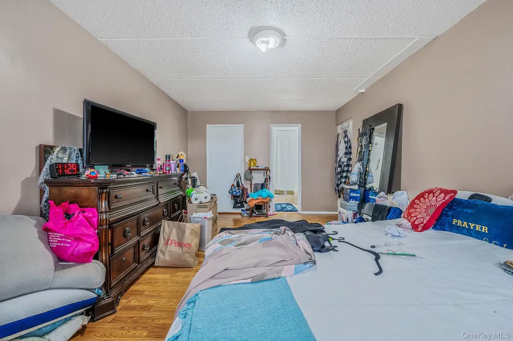 725 Miller Avenue Freeport NY 11520