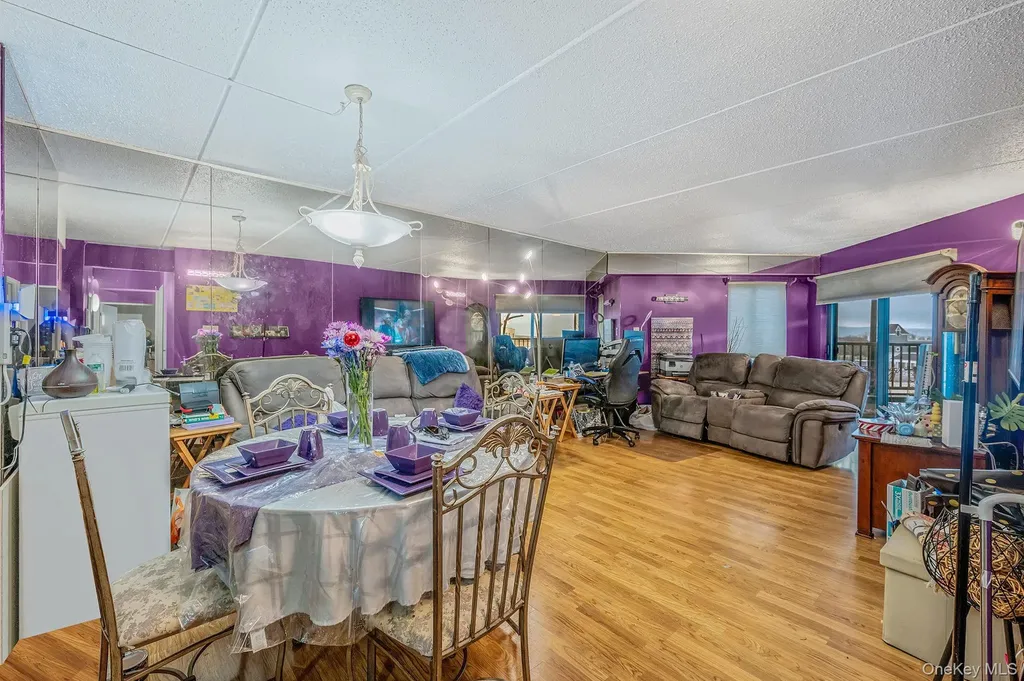 725 Miller Avenue Freeport NY 11520