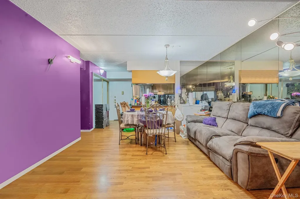 725 Miller Avenue Freeport NY 11520