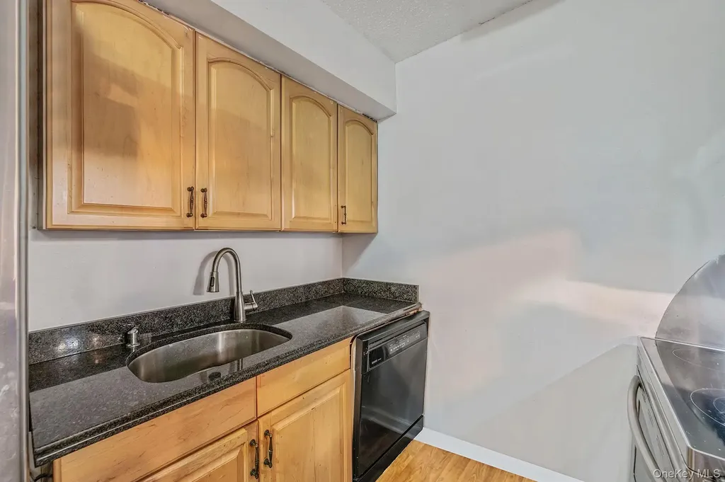 725 Miller Avenue Freeport NY 11520