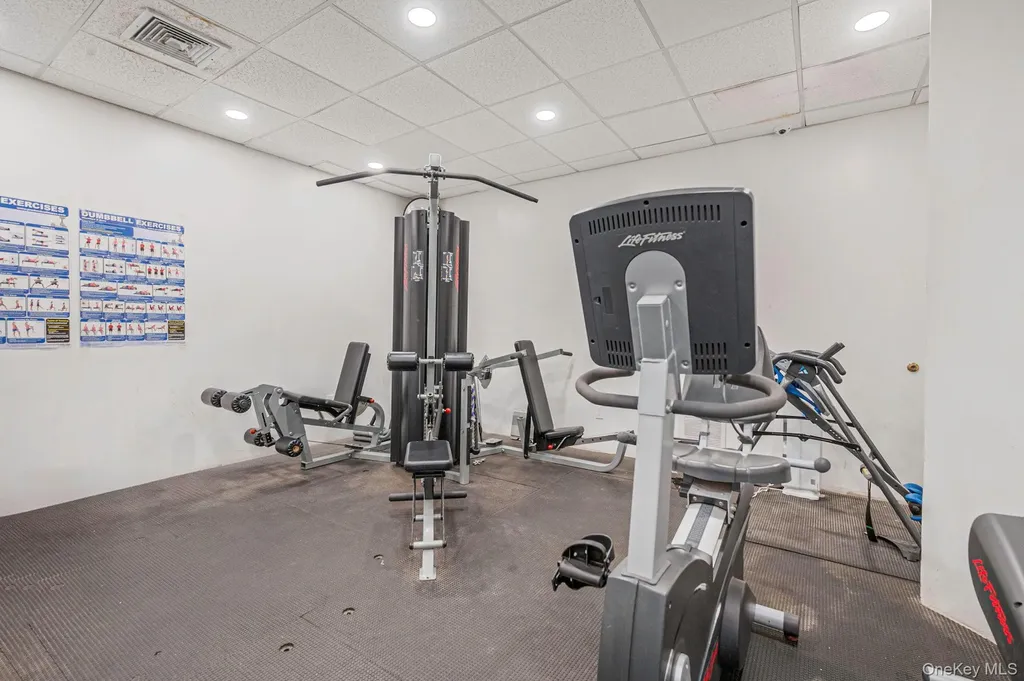 725 Miller Avenue Freeport NY 11520