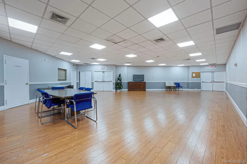 725 Miller Avenue Freeport NY 11520