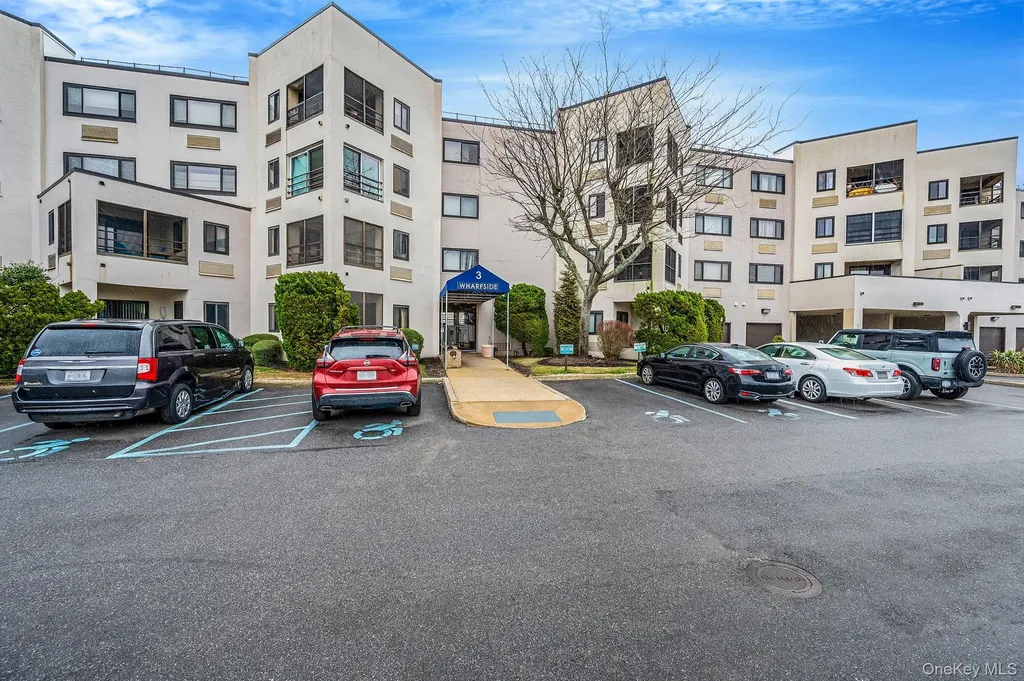 725 Miller Avenue Freeport NY 11520