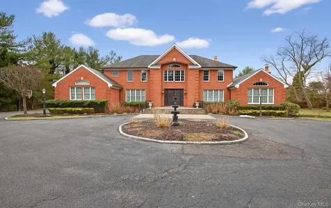 301 Berry Hill Road Oyster Bay Cove NY 11791