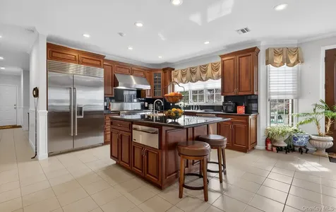 301 Berry Hill Road Oyster Bay Cove NY 11791