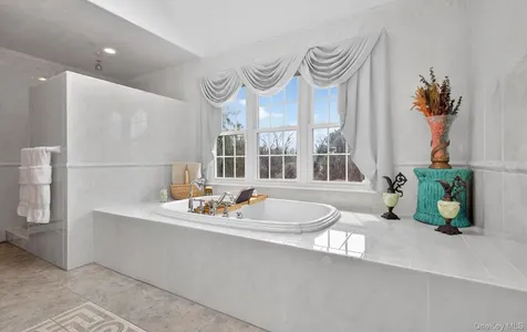 301 Berry Hill Road Oyster Bay Cove NY 11791