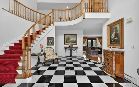 301 Berry Hill Road Oyster Bay Cove NY 11791