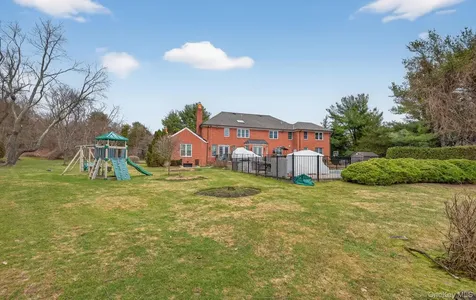 301 Berry Hill Road Oyster Bay Cove NY 11791