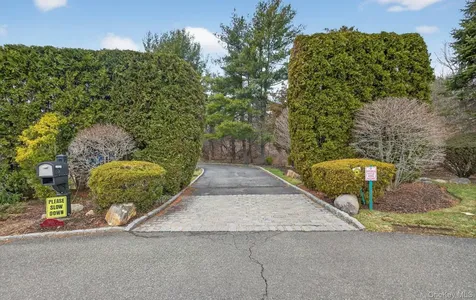 301 Berry Hill Road Oyster Bay Cove NY 11791