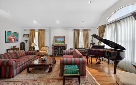 301 Berry Hill Road Oyster Bay Cove NY 11791