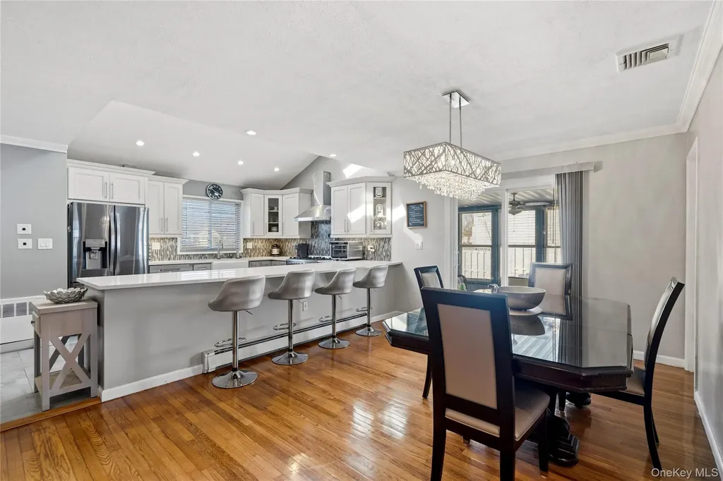 70 Forest Road Valley Stream NY 11581