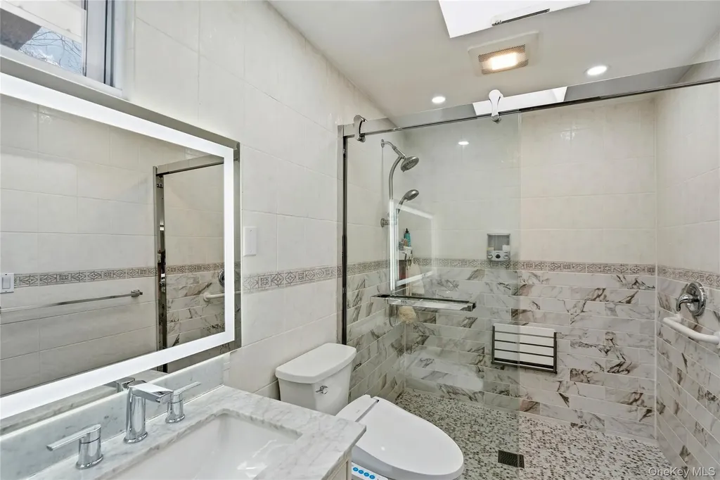 70 Forest Road Valley Stream NY 11581