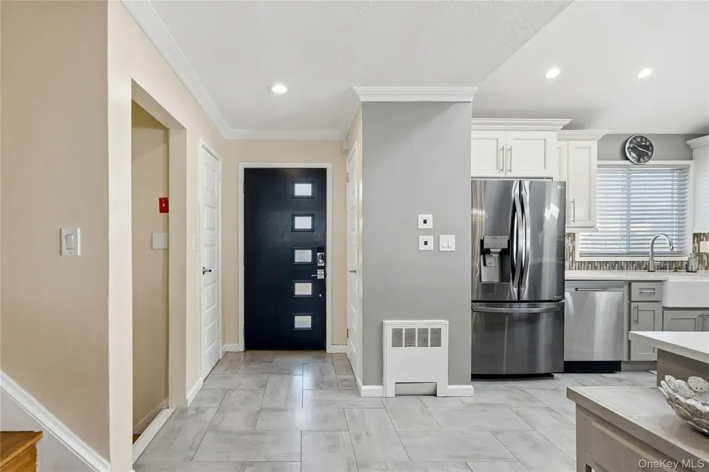 70 Forest Road Valley Stream NY 11581