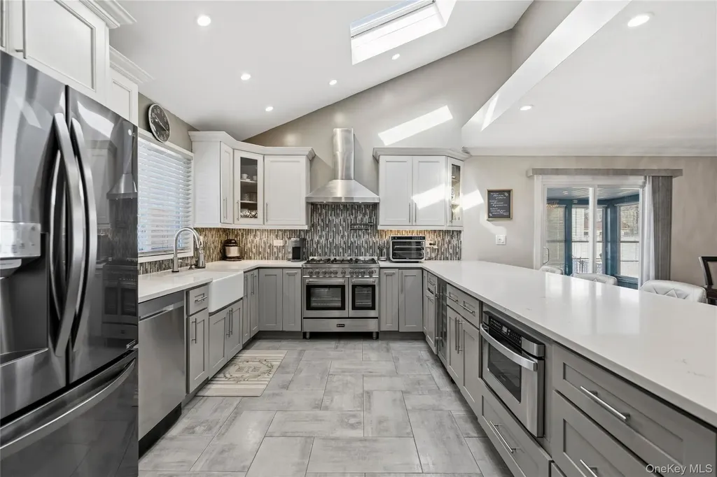 70 Forest Road Valley Stream NY 11581