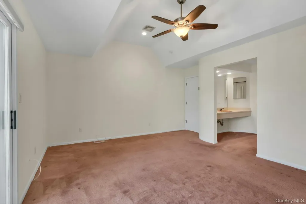 1 Spring Pond Drive Ossining NY 10562