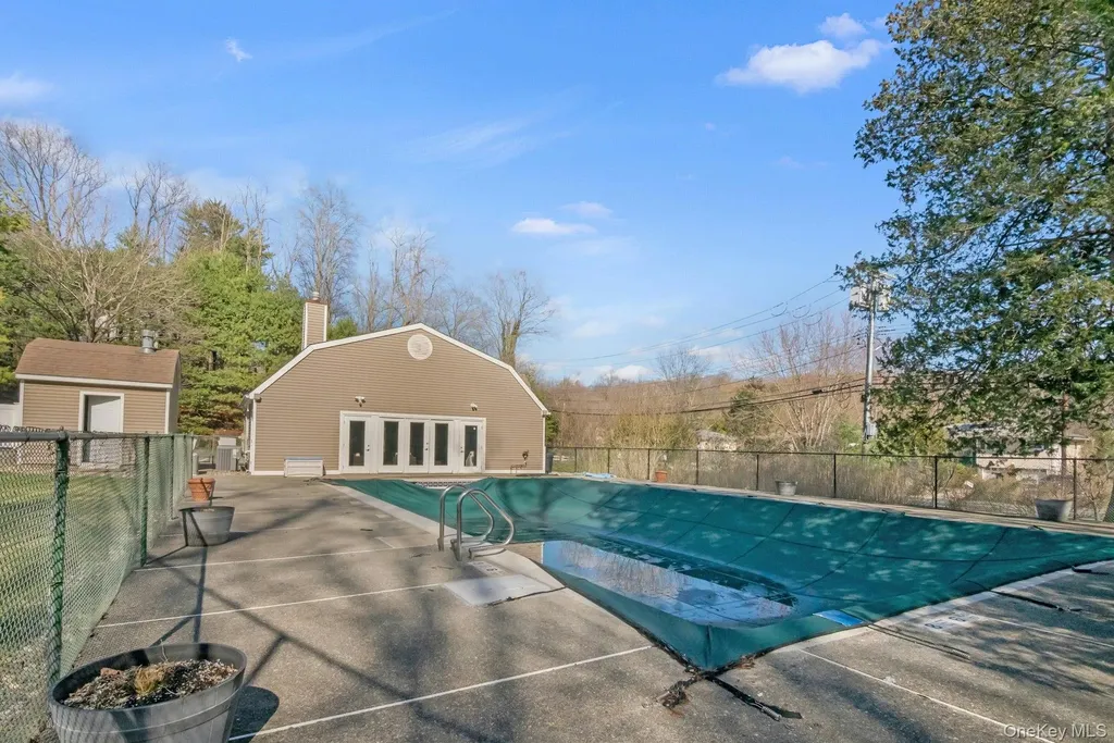 1 Spring Pond Drive Ossining NY 10562