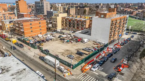 32-19 Linden Place Flushing NY 11354