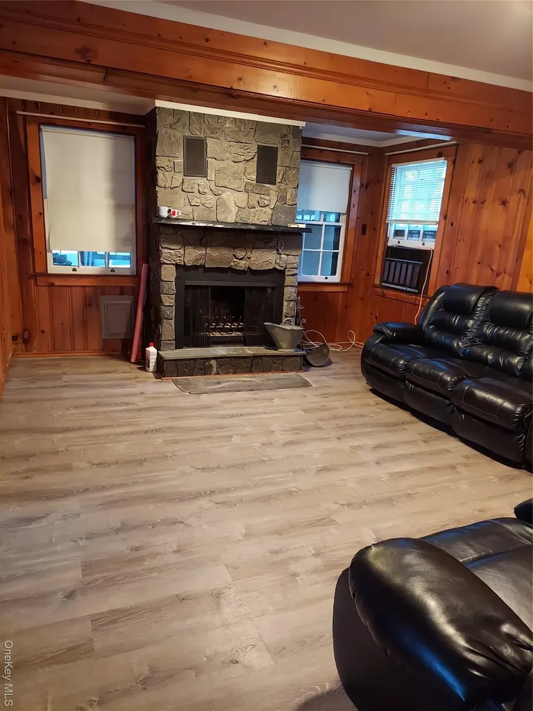 8 Central Avenue White Lake NY 12786