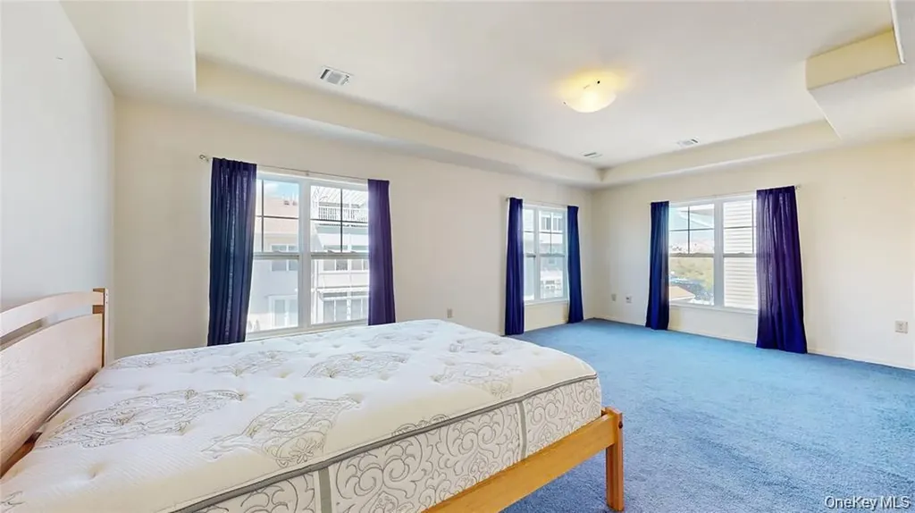 6910 Beach Front Road Arverne NY 11692