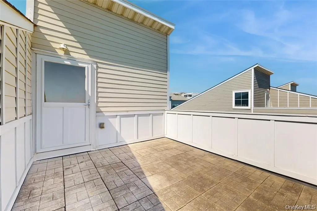 6910 Beach Front Road Arverne NY 11692
