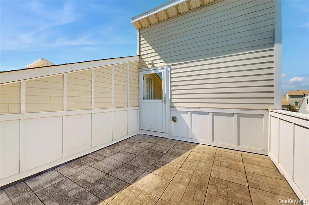 6910 Beach Front Road Arverne NY 11692