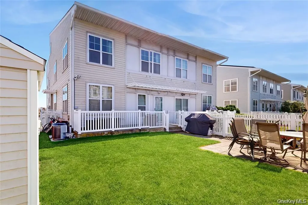 6910 Beach Front Road Arverne NY 11692