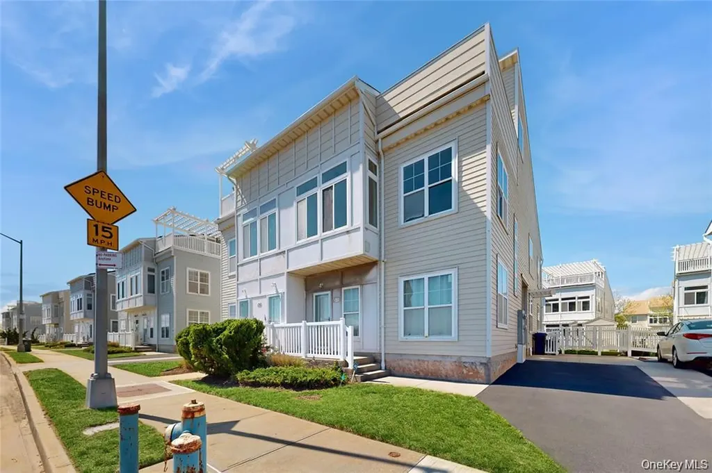 6910 Beach Front Road Arverne NY 11692