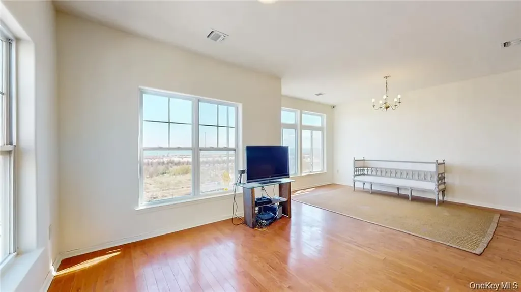 6910 Beach Front Road Arverne NY 11692