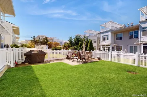 6910 Beach Front Road Arverne NY 11692