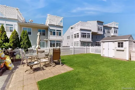 6910 Beach Front Road Arverne NY 11692