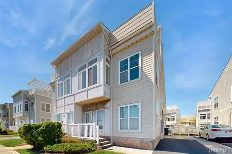 6910 Beach Front Road Arverne NY 11692