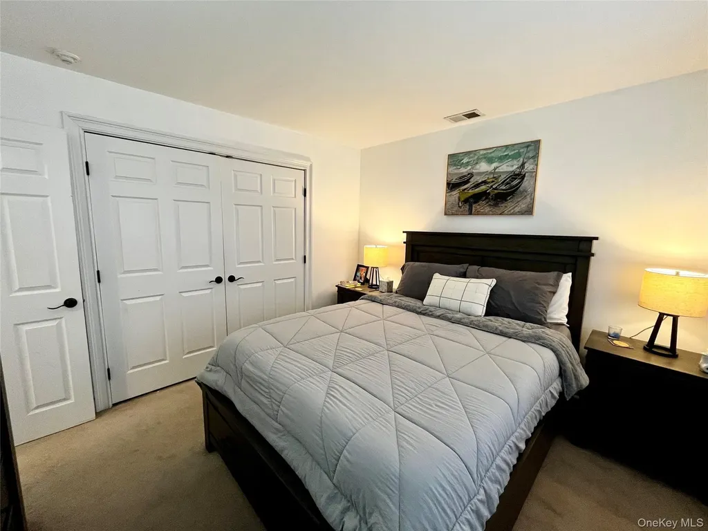 1 Pine Court Selden NY 11784