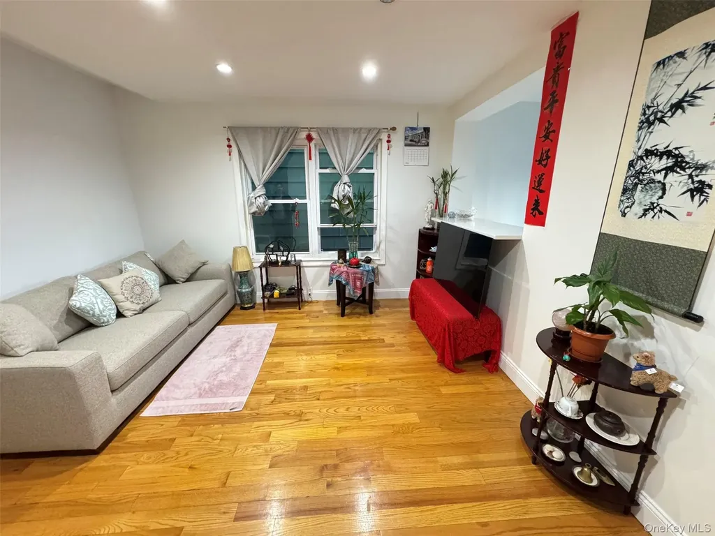 8936 90th Street Woodhaven NY 11421