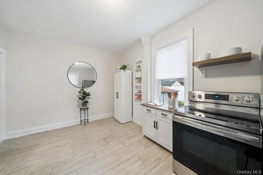 119-41 27th Avenue Flushing NY 11354