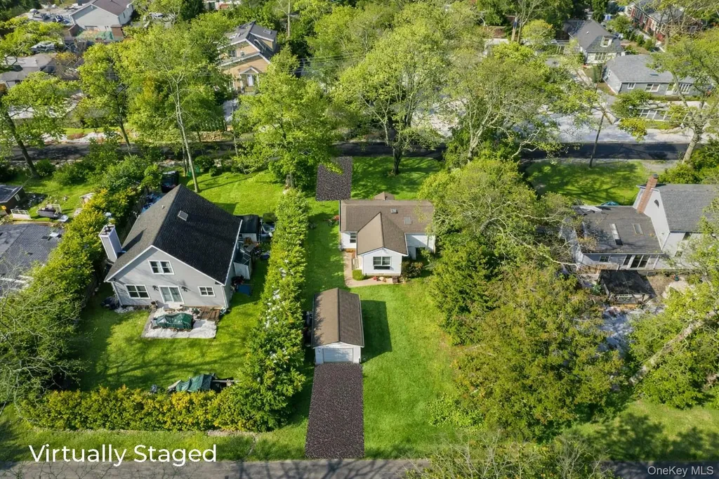 5 Sherman Avenue Hampton Bays NY 11946
