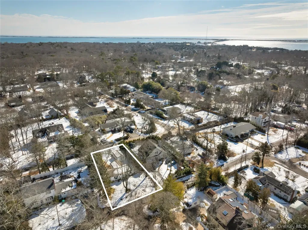 5 Sherman Avenue Hampton Bays NY 11946